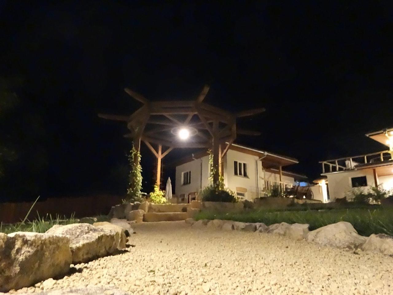 Guest House Biekorf Kostandenets Exterior photo